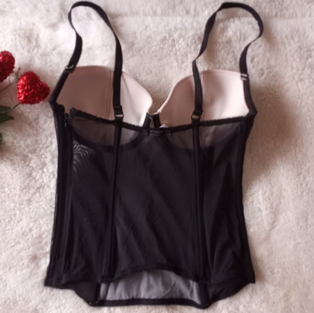 💕Victoria Secret bustier Corset💕 - Picture 4 of 9